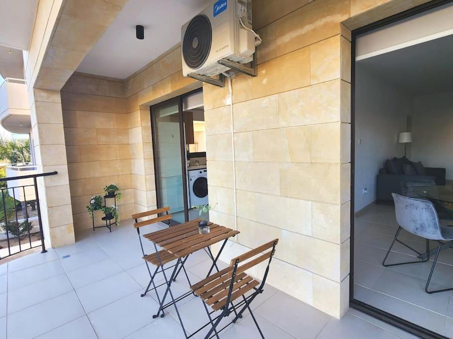 Epicurian Residence Никосия Экстерьер фото