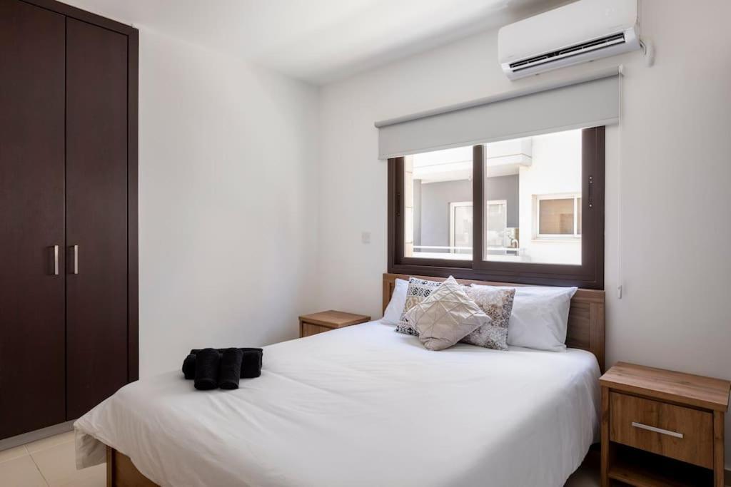 Epicurian Residence Никосия Экстерьер фото