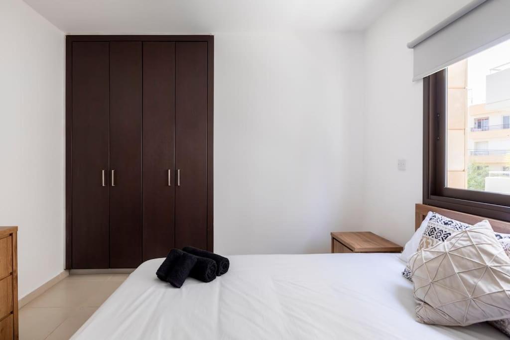 Epicurian Residence Никосия Экстерьер фото