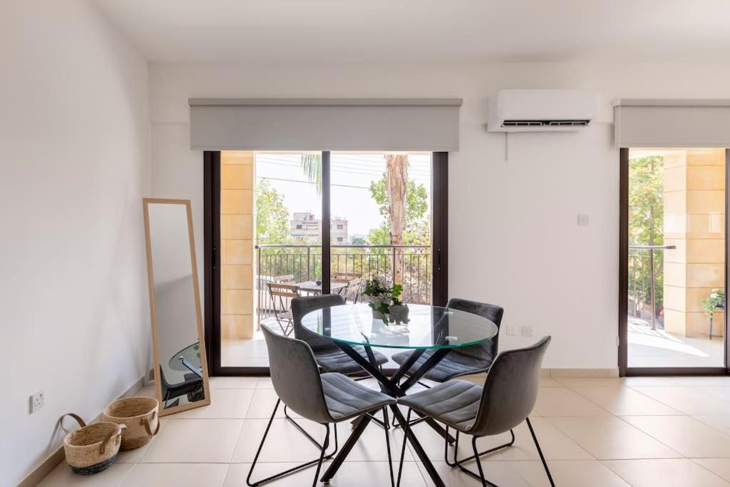 Epicurian Residence Никосия Экстерьер фото