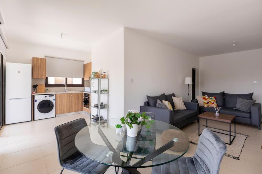 Epicurian Residence Никосия Экстерьер фото